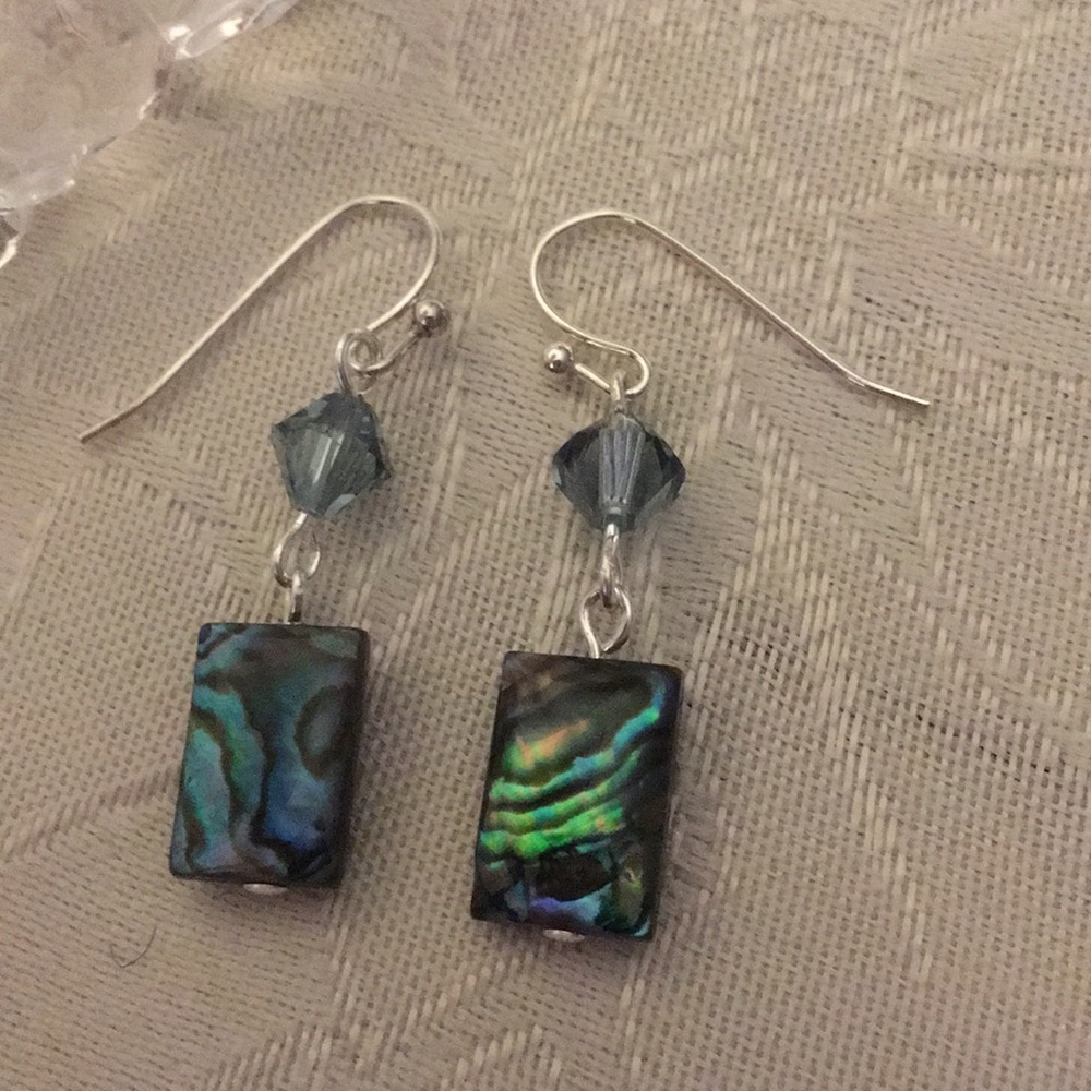 Genuine Abalone and Swarovski crystals earrings. - Picture 3 of 7